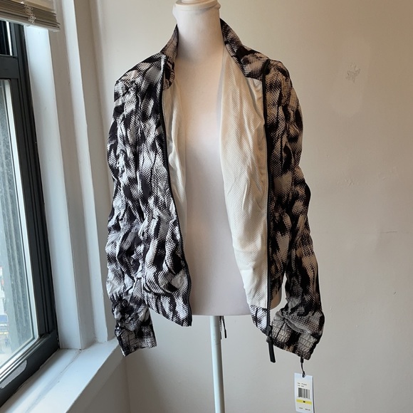 NWT Calvin Klein Athletic Jacket - Picture 7 of 10